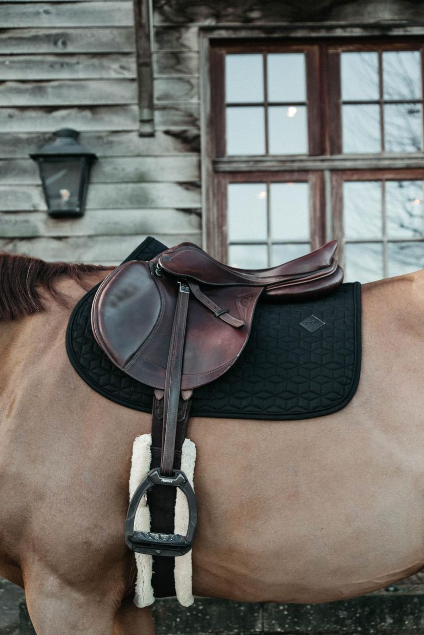 Kentucky Classic Jump Saddle Pad - Image 2