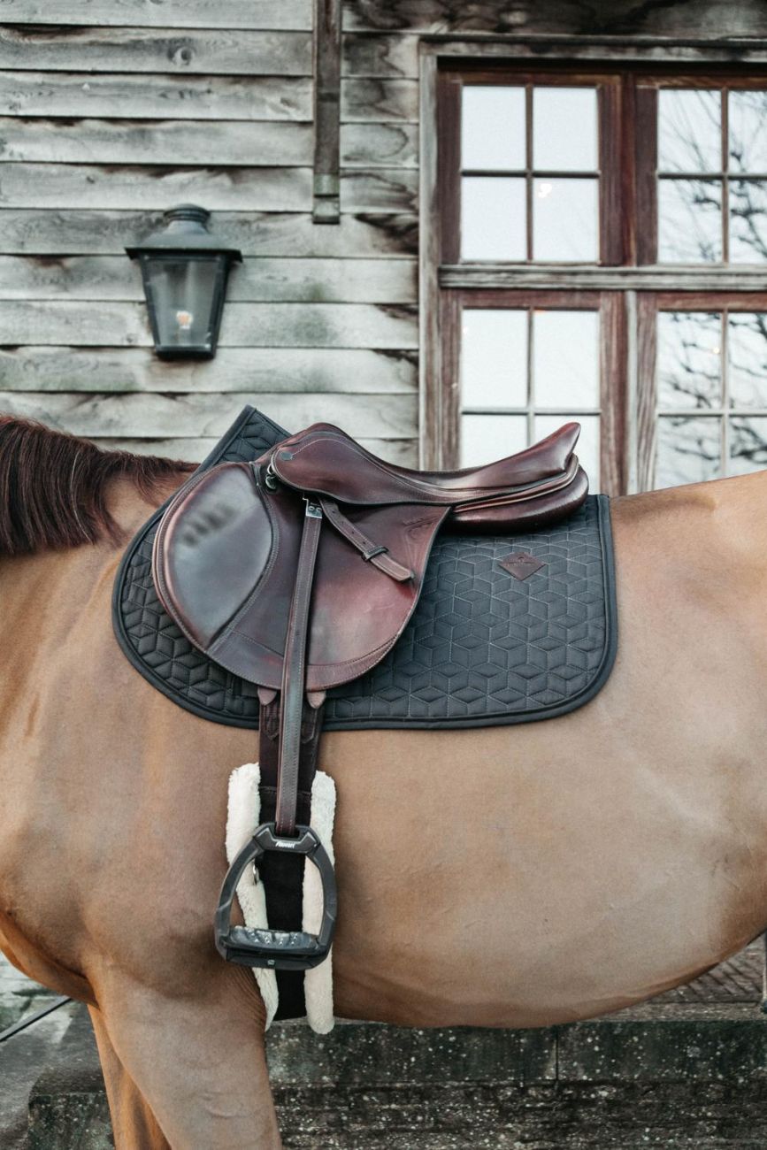 Kentucky Classic Jump Saddle Pad - Image 3