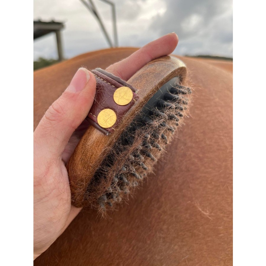 Hairy Pony Rubber Brush - Image 2