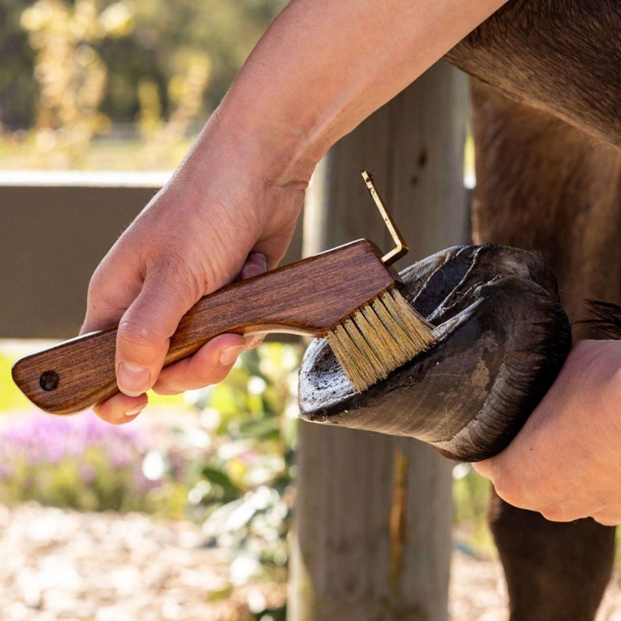 Hairy Pony Copper Bristle Wooden Hoof Pick - Image 3