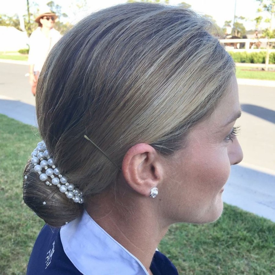 Boutique Equines Dream Pearl Scrunchie - Image 2