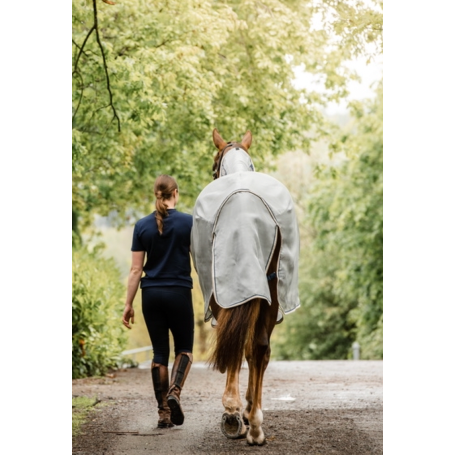 Rambo Protector Fly Rug Silver/Navy - Image 2