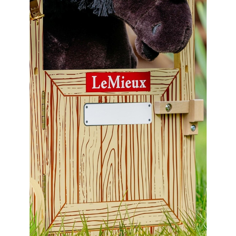LeMieux Toy Pony Wooden Stable Set - Image 3
