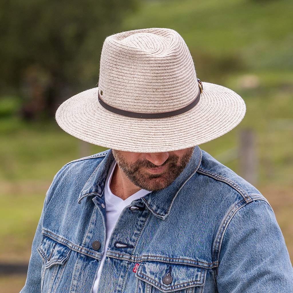 Oogee Sandy Creek Fedora Sand/Choc - Image 4
