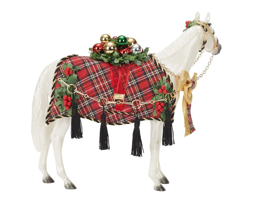 Breyer Traditional 2026 Holiday Horse-Holiday Homecoming - Image 2
