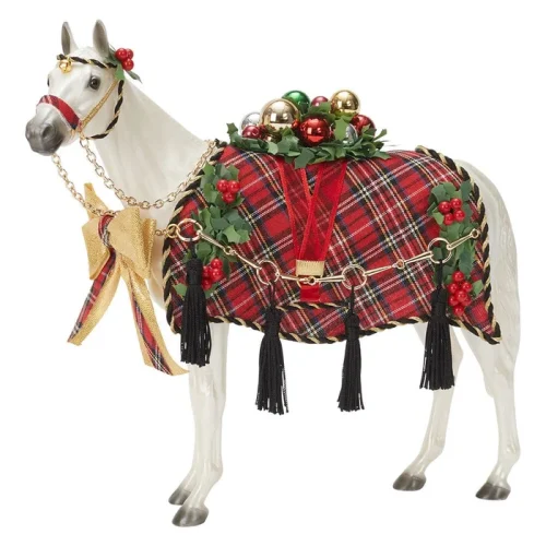 Breyer Traditional 2026 Holiday Horse-Holiday Homecoming