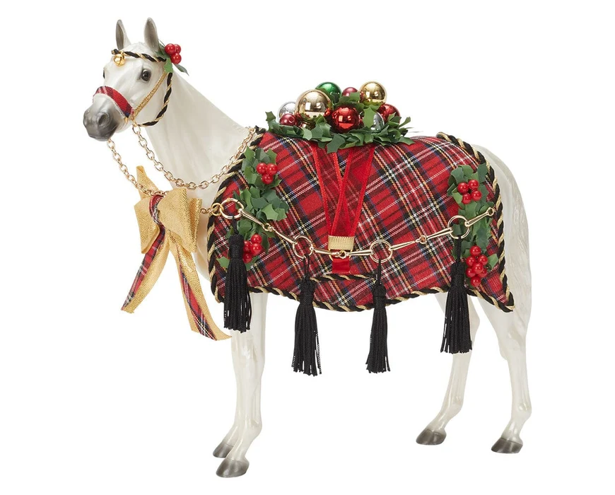 Breyer Traditional 2026 Holiday Horse-Holiday Homecoming